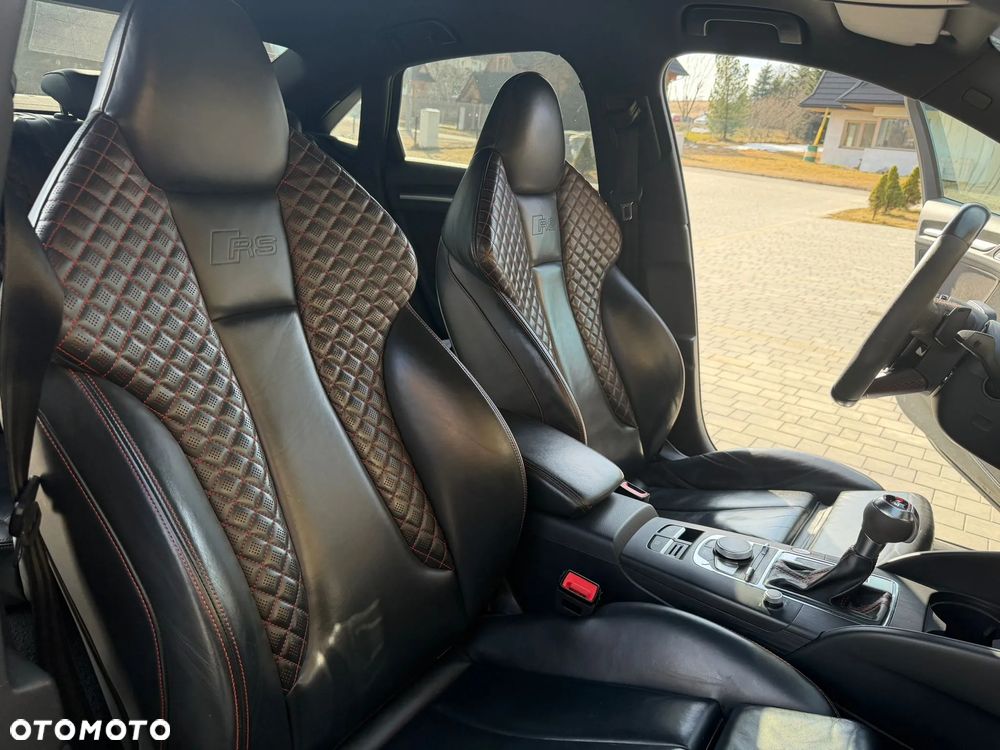 Audi RS3 Limousine - 14