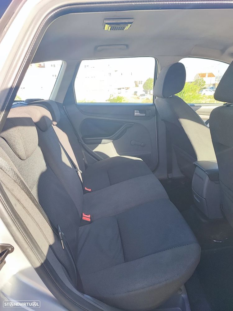 Ford Focus SW 1.6 TDCi Connec. - 3