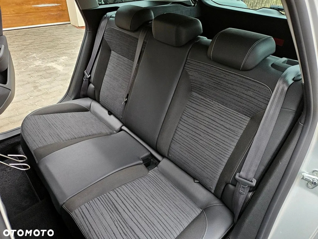 Opel Astra - 19