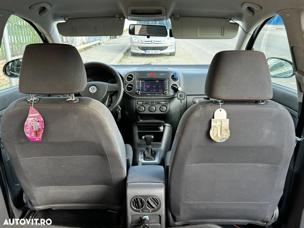 Volkswagen Golf Plus - 11