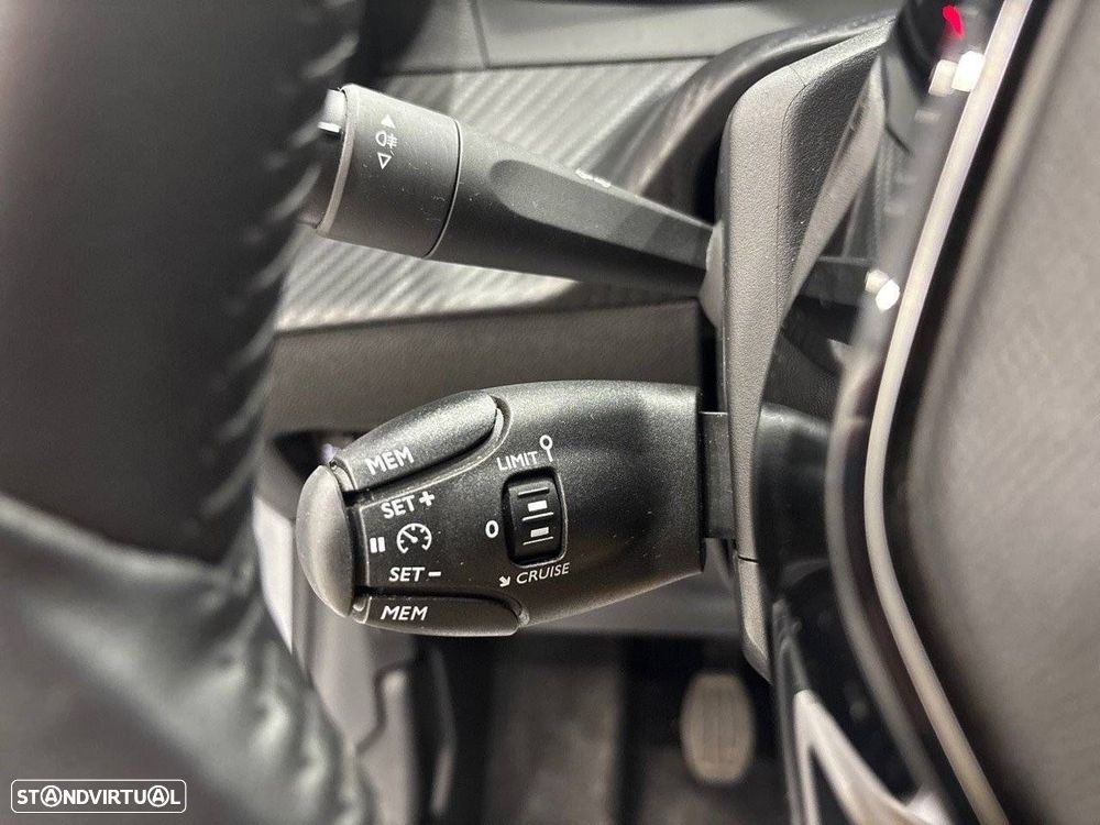 Peugeot 208 1.2 PureTech Active - 21