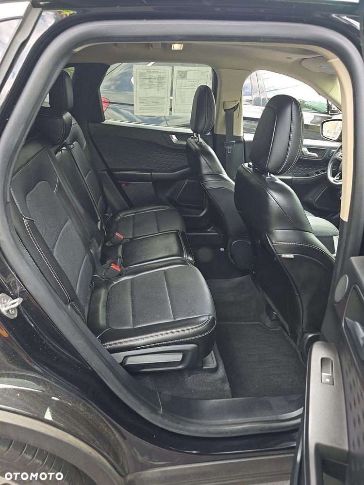 Ford Escape 2.0 EcoBoost AWD Titanium - 9