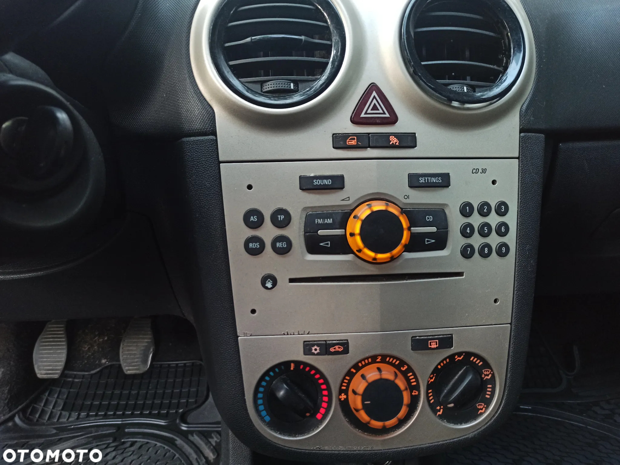 Opel Corsa 1.0 12V - 11