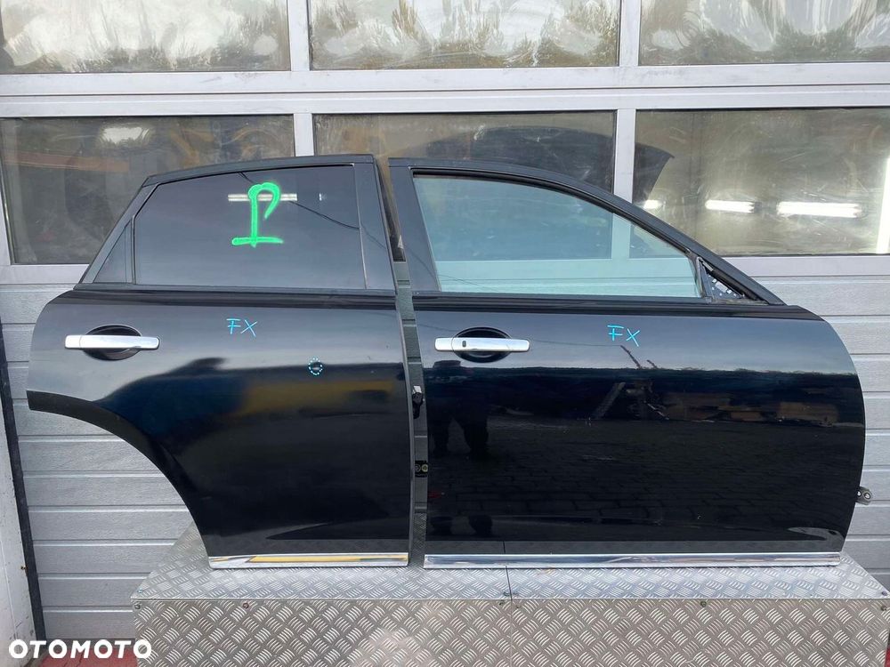 INFINITI FX35 FX45 DRZWI PRZÓD TYŁ PRAWE FX KH3 - 1