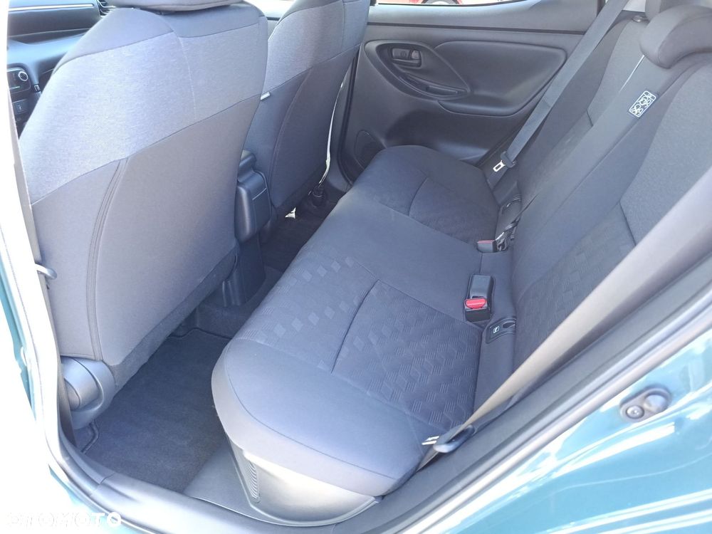 Toyota Yaris Hybrid 1.5 Style - 23