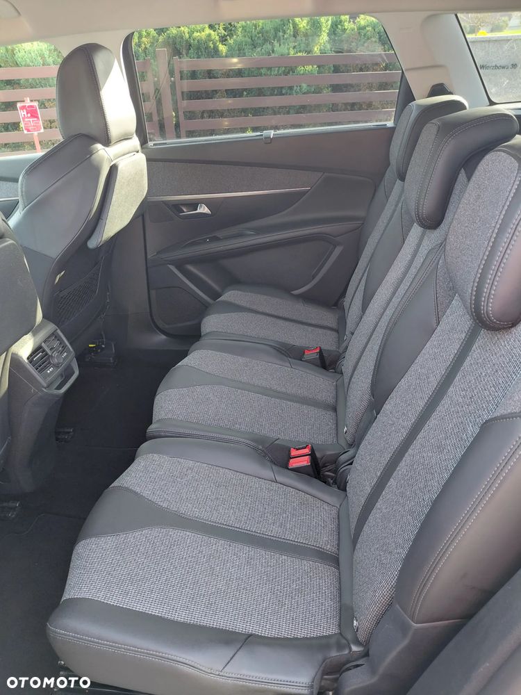 Peugeot 5008 1.5 BlueHDi Active S&S EAT8 - 6
