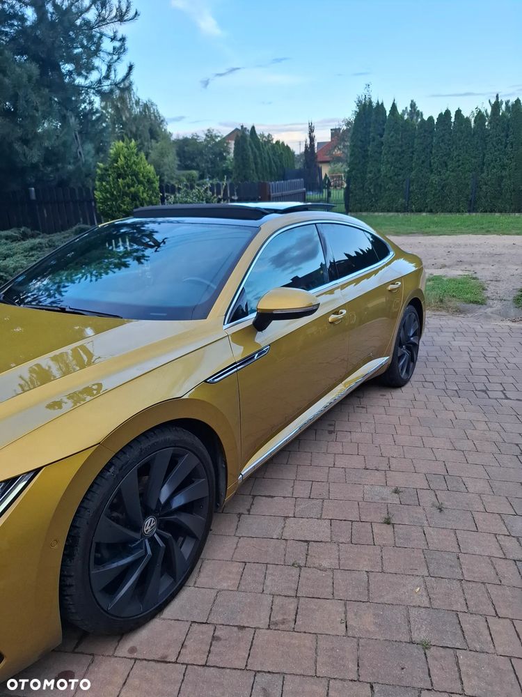 Volkswagen Arteon 2.0 TDI SCR R-Line DSG - 2
