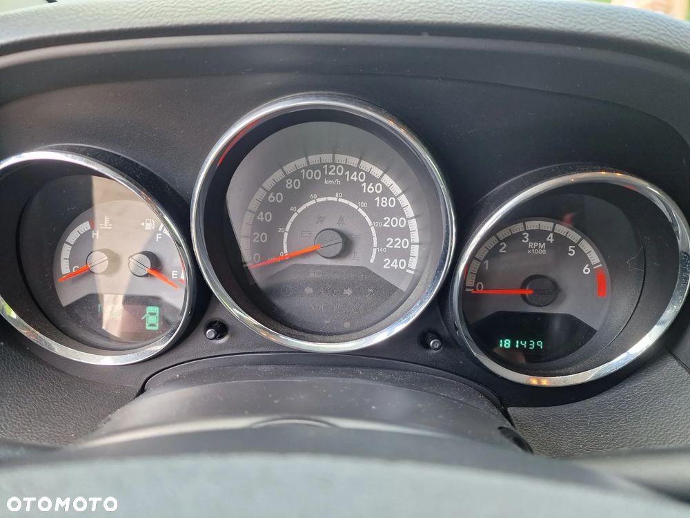 Dodge Caliber 2.0 SXT - 16