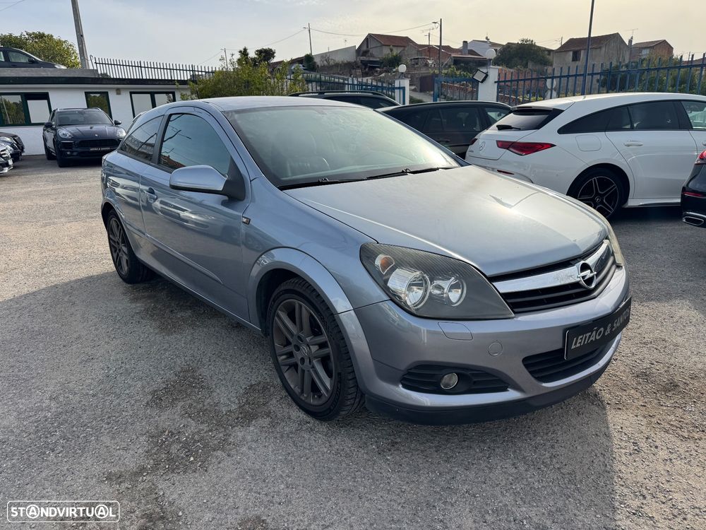 Opel Astra GTC 1.3 CDTi - 3