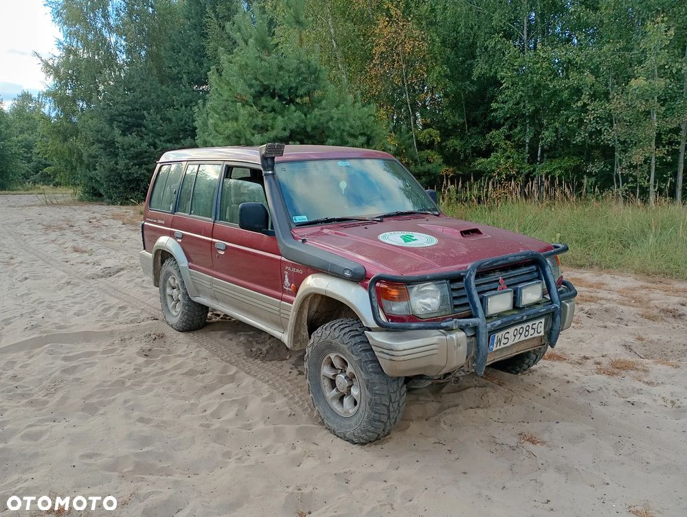 Mitsubishi Pajero 2.8 TD GLX 7os - 2
