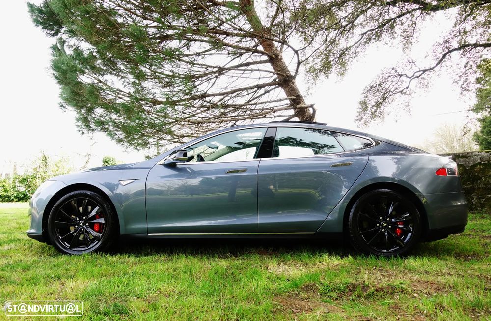 Tesla Model S Standard - 4