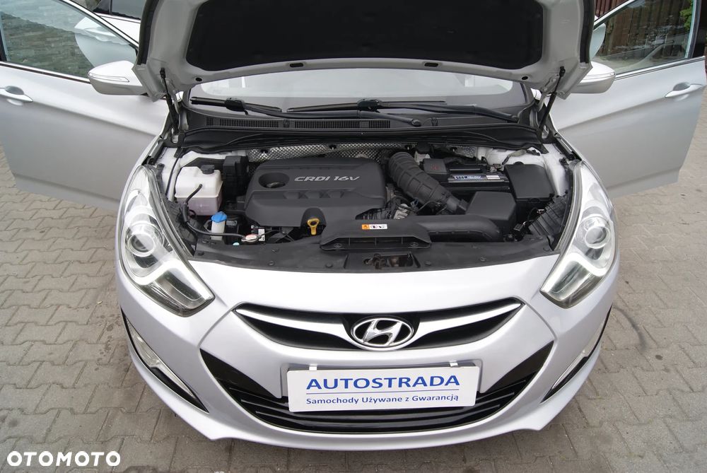 Hyundai i40 Kombi blue 1.7 CRDi Premium - 11