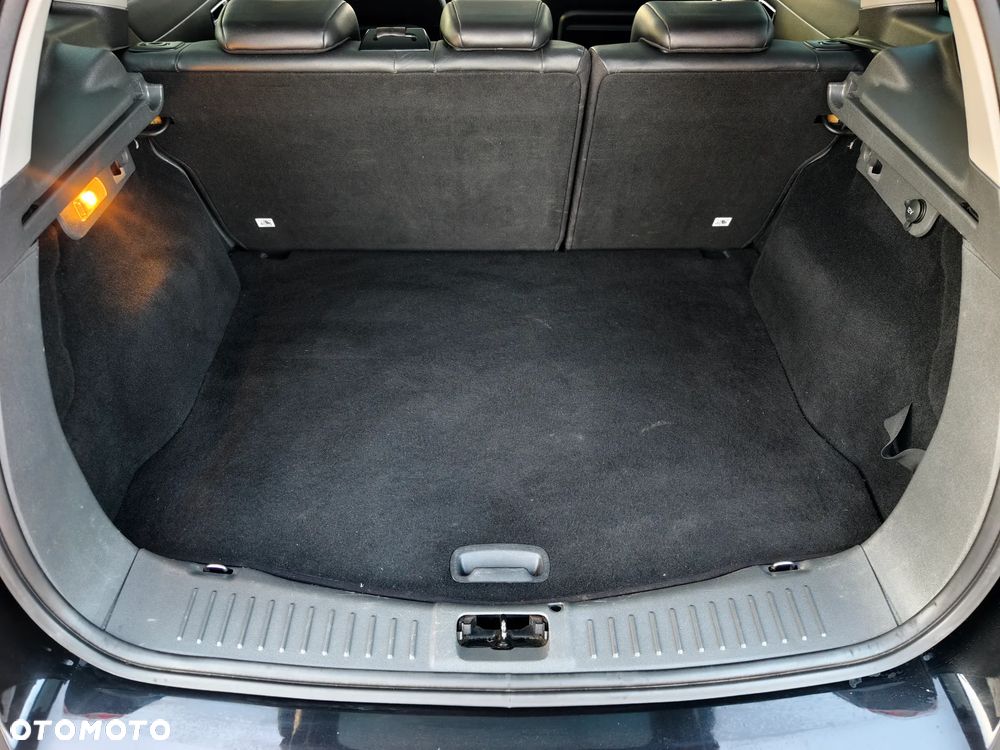 Ford Kuga 2.0 TDCi 4x4 Titanium - 22