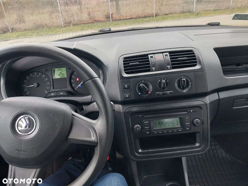 Skoda Fabia - 11
