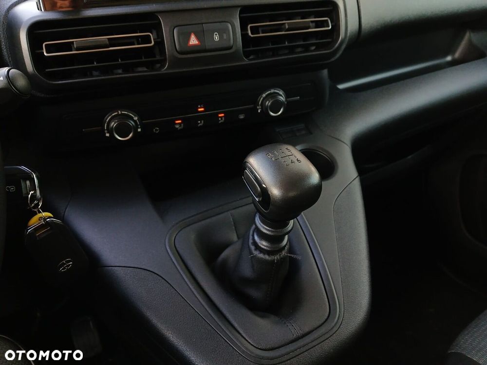 Toyota Proace City Verso 1.5 D-4D Business - 22