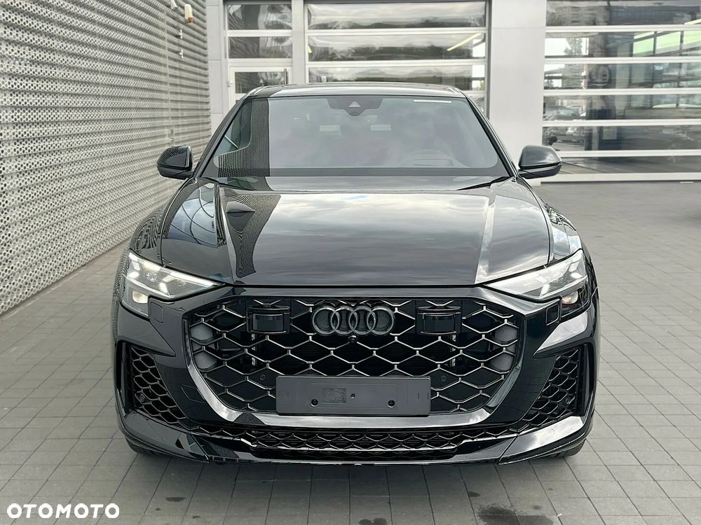 Audi RS Q8 - 21