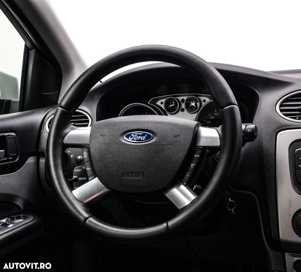 Ford Focus 1.6 TDCi Trend - 16