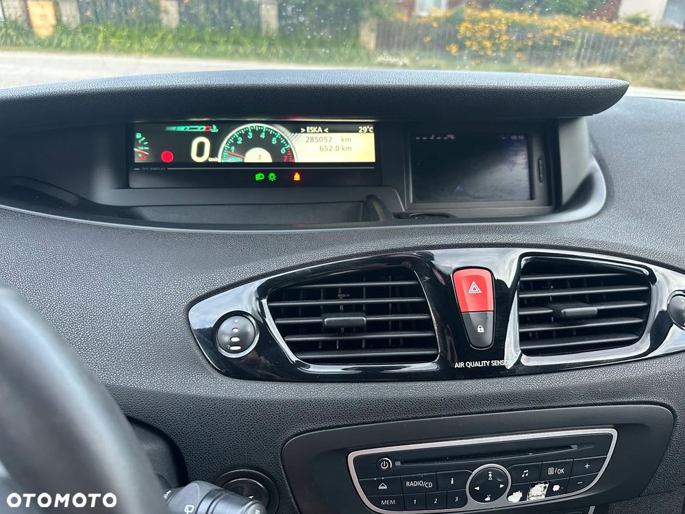 Renault Scenic 1.4 16V TCE Expression - 32