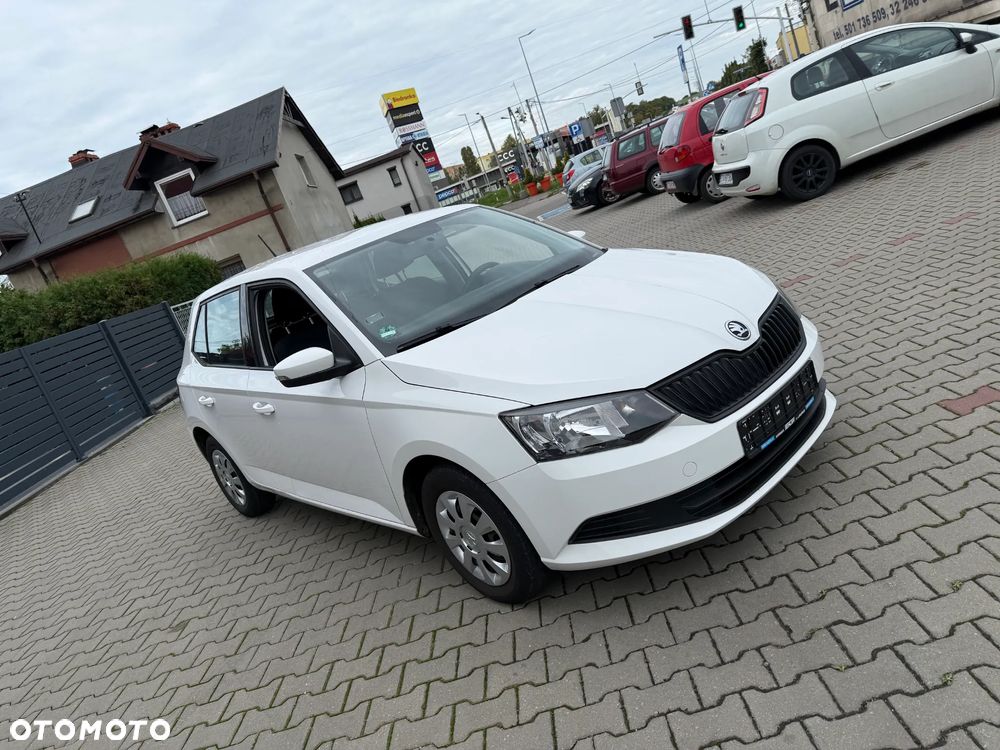 Skoda Fabia - 4