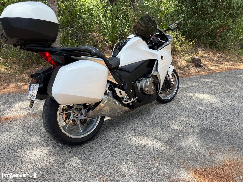 Honda VFR 1200 DCT - 16