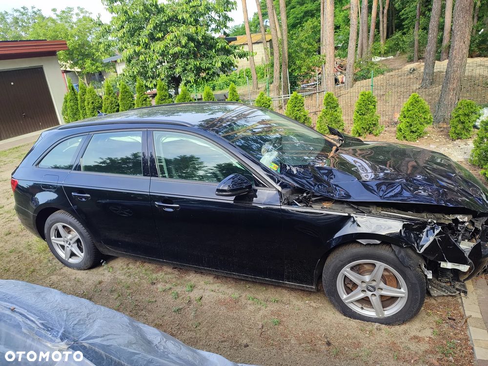 Audi A4 Avant 2.0 TDI DPF clean diesel multitronic Attraction - 31