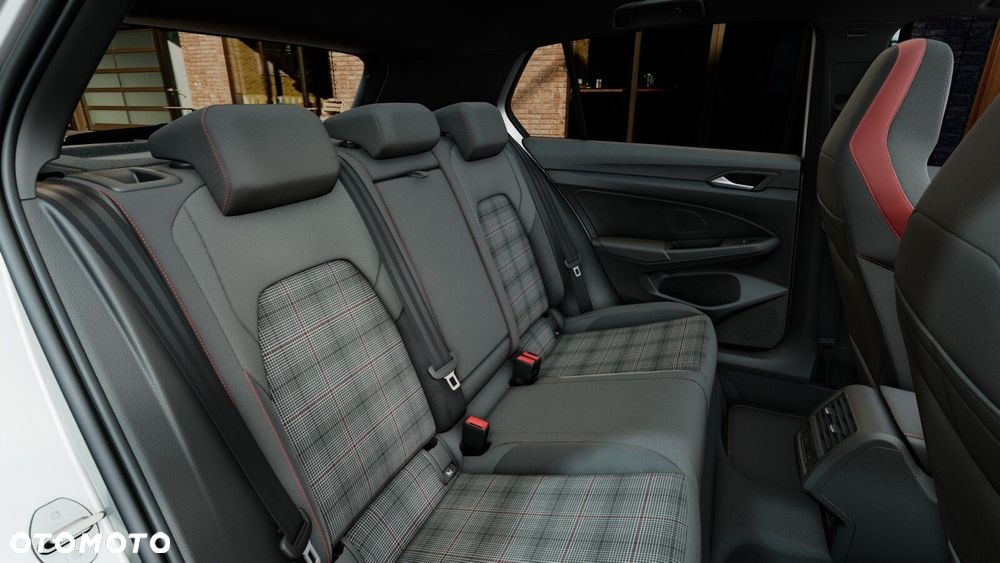 Volkswagen Golf - 13
