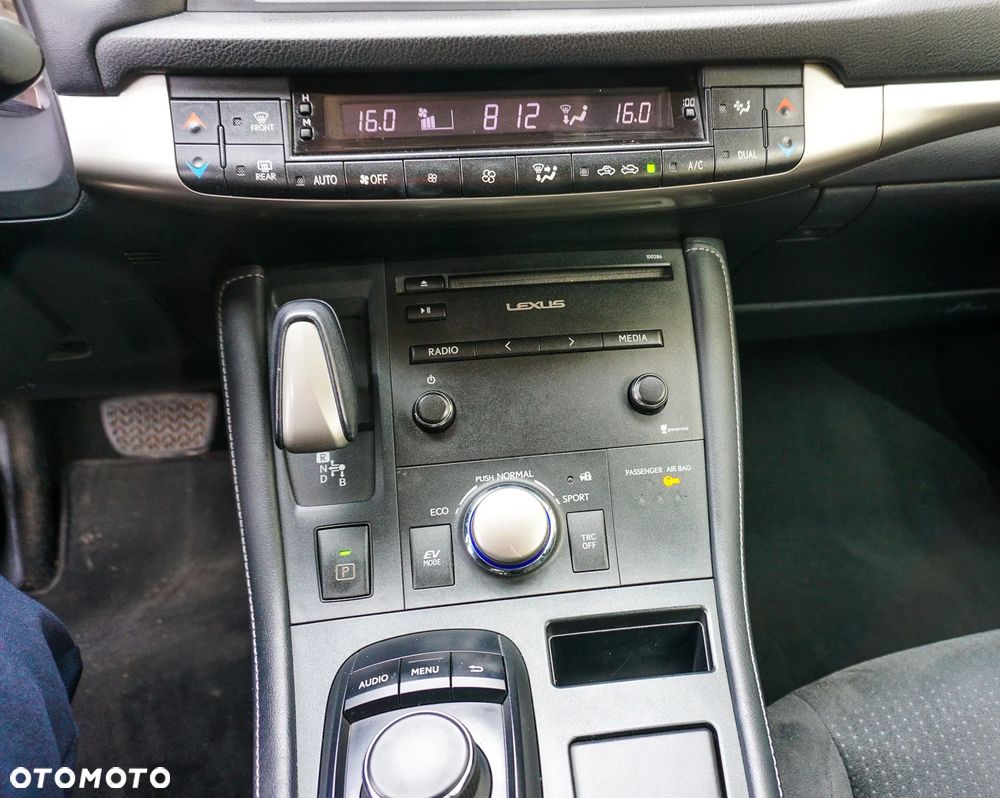 Lexus CT 200h Comfort - 26