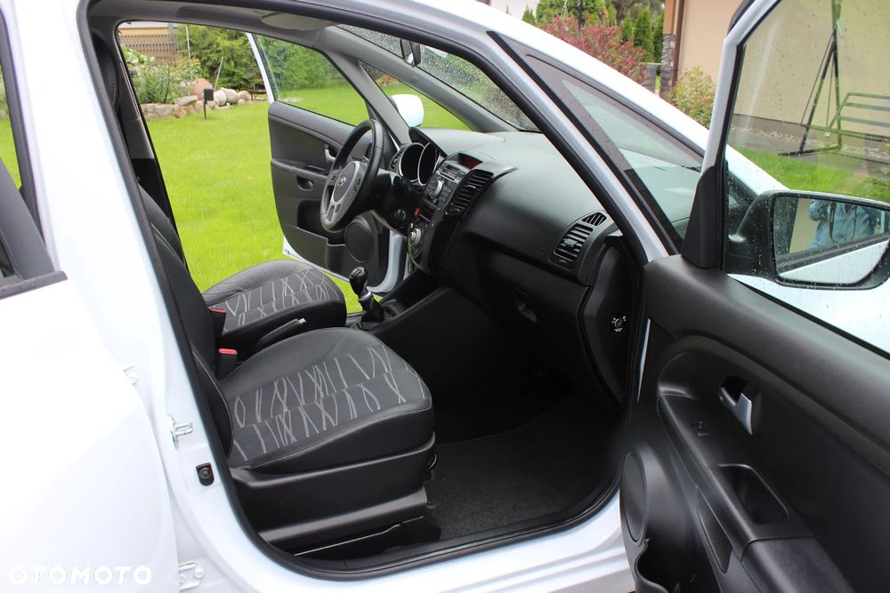 Kia Venga 1.4 S - 24