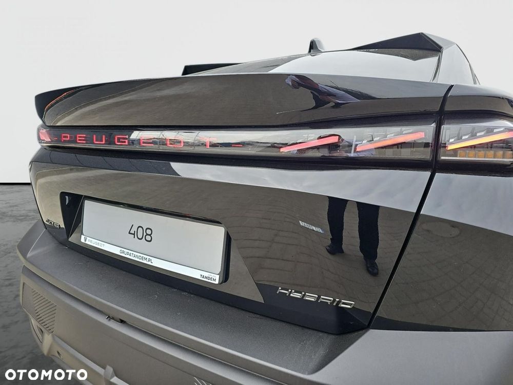 Peugeot 408 - 11