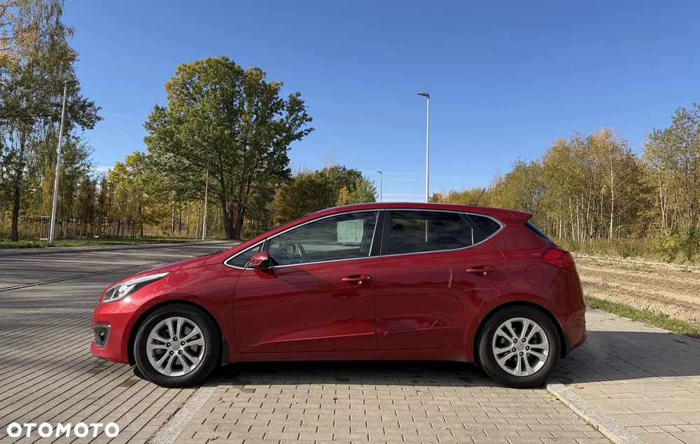 Kia Ceed 2015 photo 2