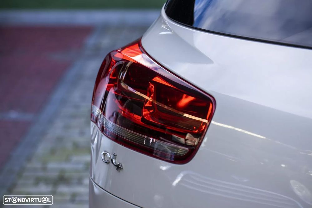 Citroën C4 Picasso 1.6 e-HDi Intensive - 32