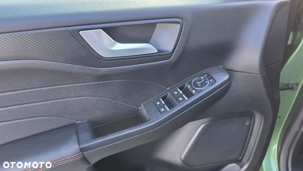 Ford Kuga 2.5 Duratec FHEV ST-LINE - 22