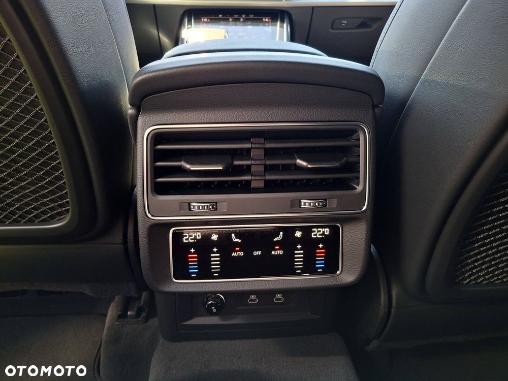 Audi Q7 - 22