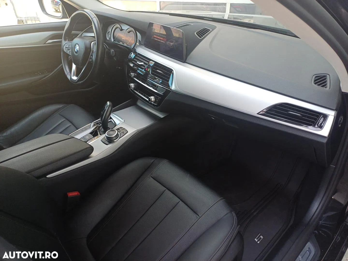 BMW Seria 5 530e AT PHEV - 25
