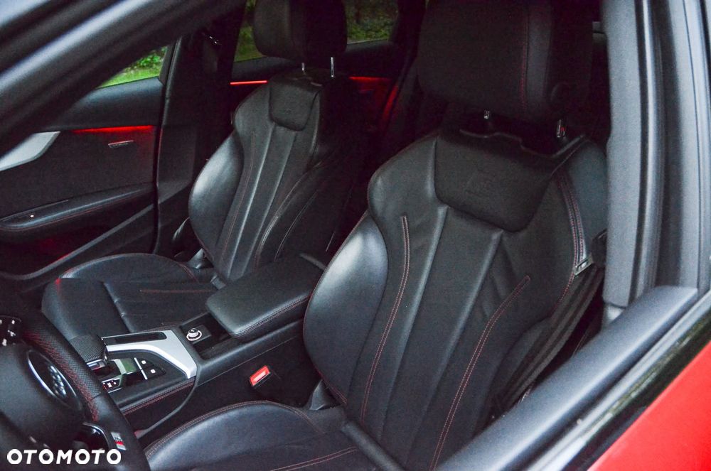 Audi A4 Limousine 35 TFSI mHEV S Line S tronic - 37