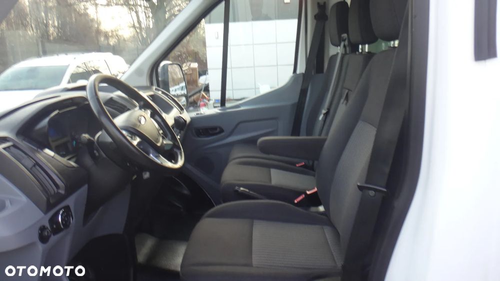 Ford TRANSIT - 13