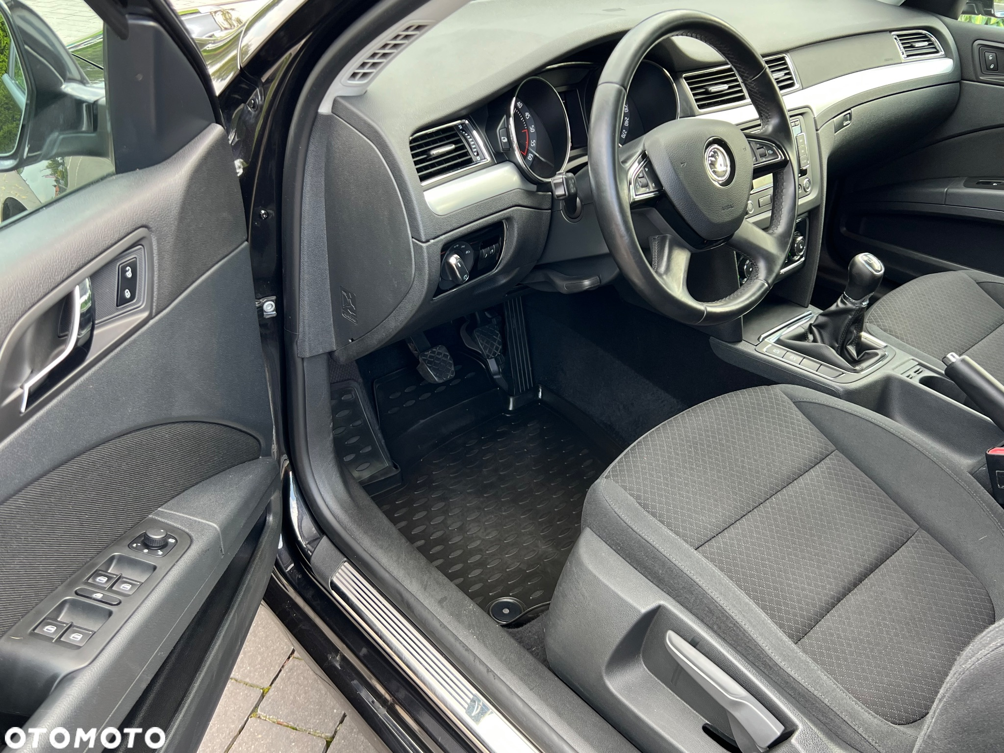 Skoda Superb Combi 2.0 TDI Elegance - 22