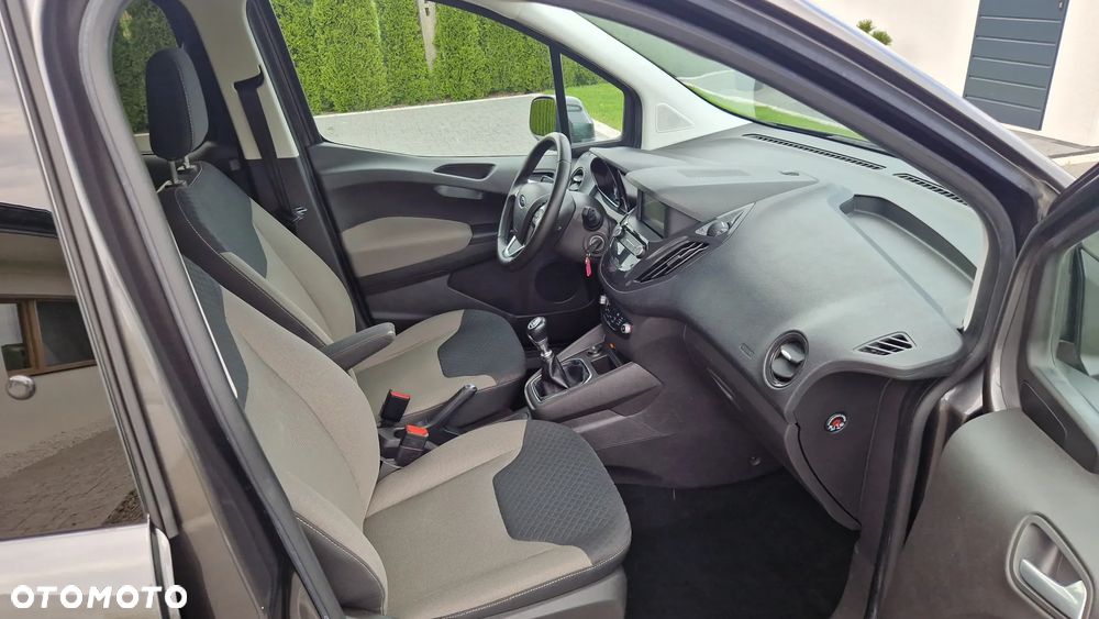 Ford Tourneo Courier 1.0 EcoBoost S&S Titanium - 10