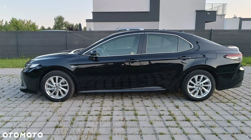 Toyota Camry 2.5 Hybrid Comfort CVT - 3