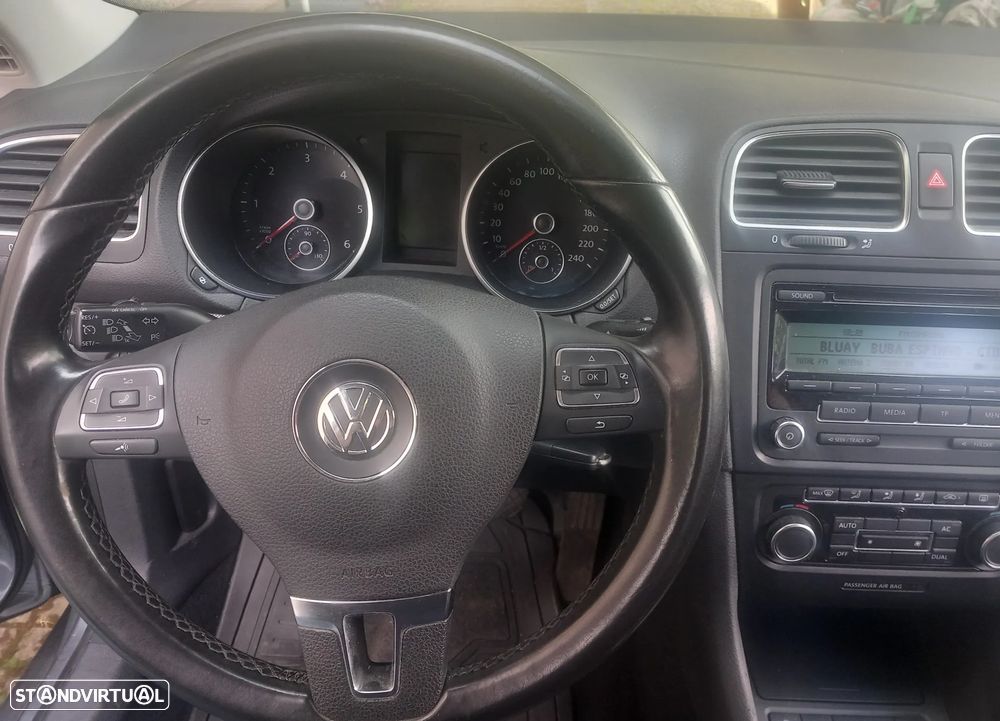 VW Golf Variant 1.6 TDi Confortline - 10