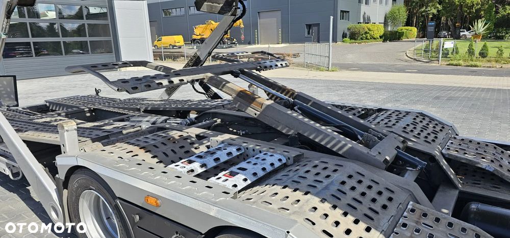 Scania 410 Autotransporter Kassbohrer - 9