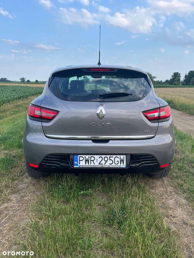 Renault Clio dCi 90 Dynamique - 4