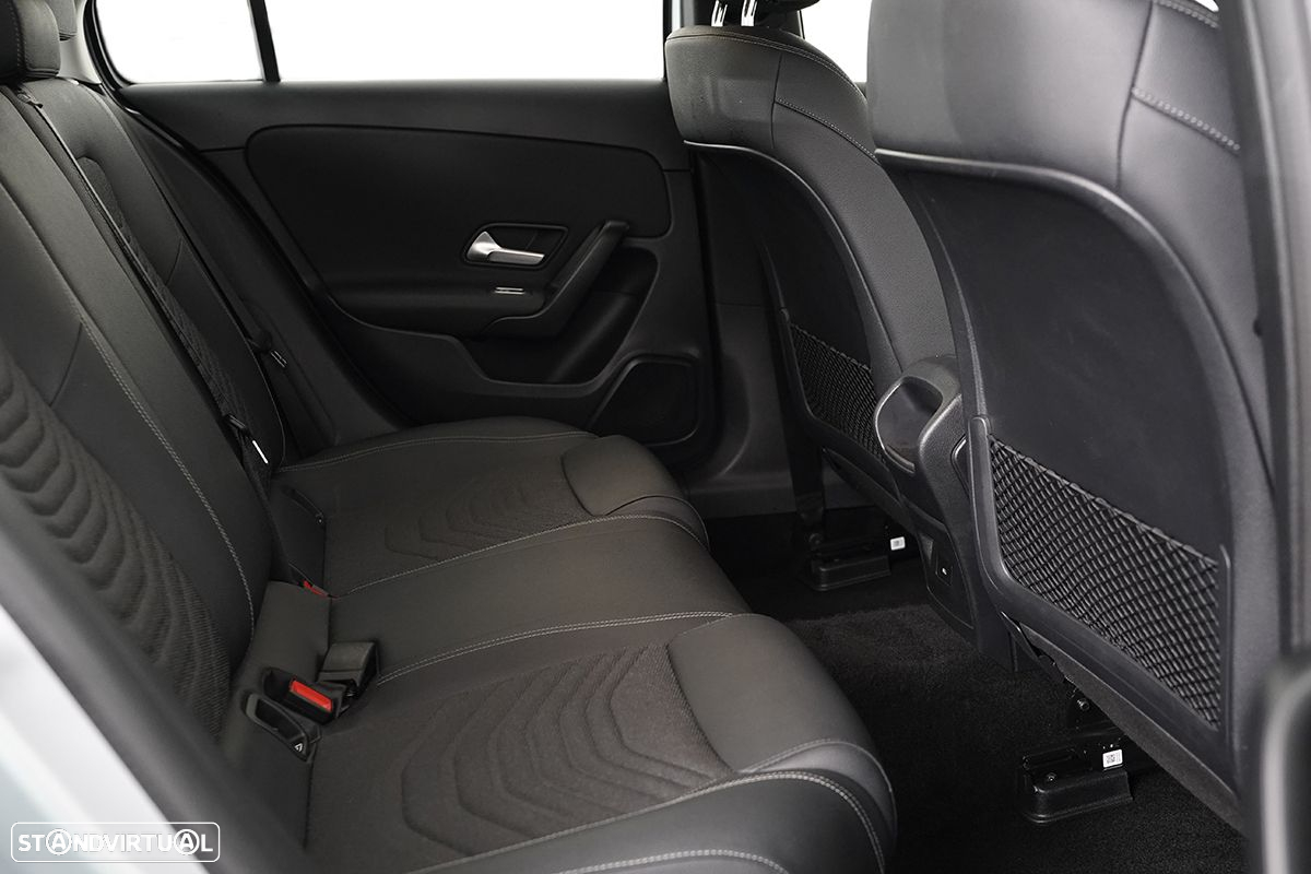 Mercedes-Benz A 200 Standard - 22