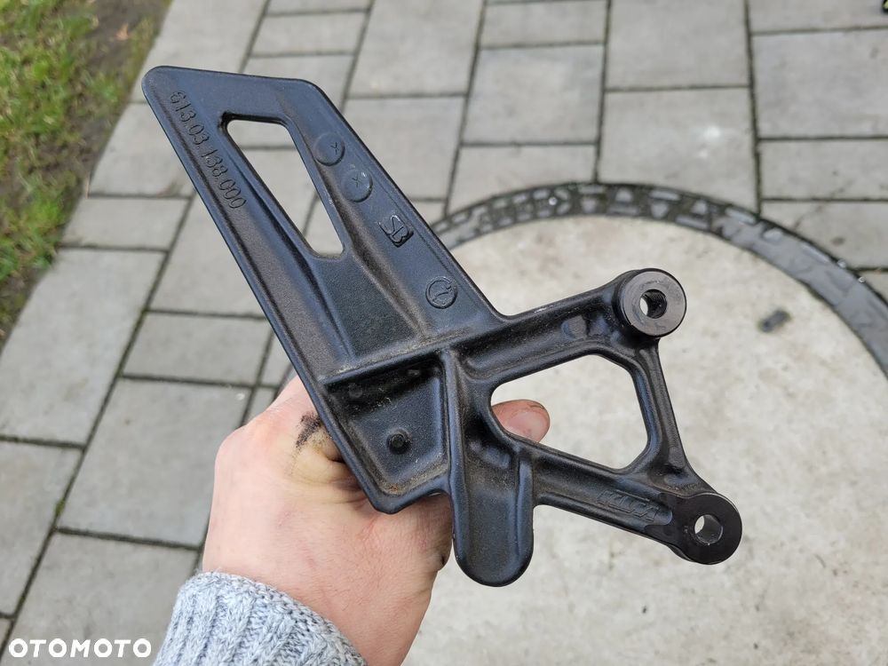 Set lewy przód, podnóżek kierowcy KTM 1290 Super Duke - 8