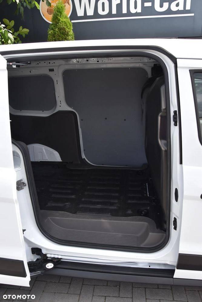 Ford Transit Connect - 20