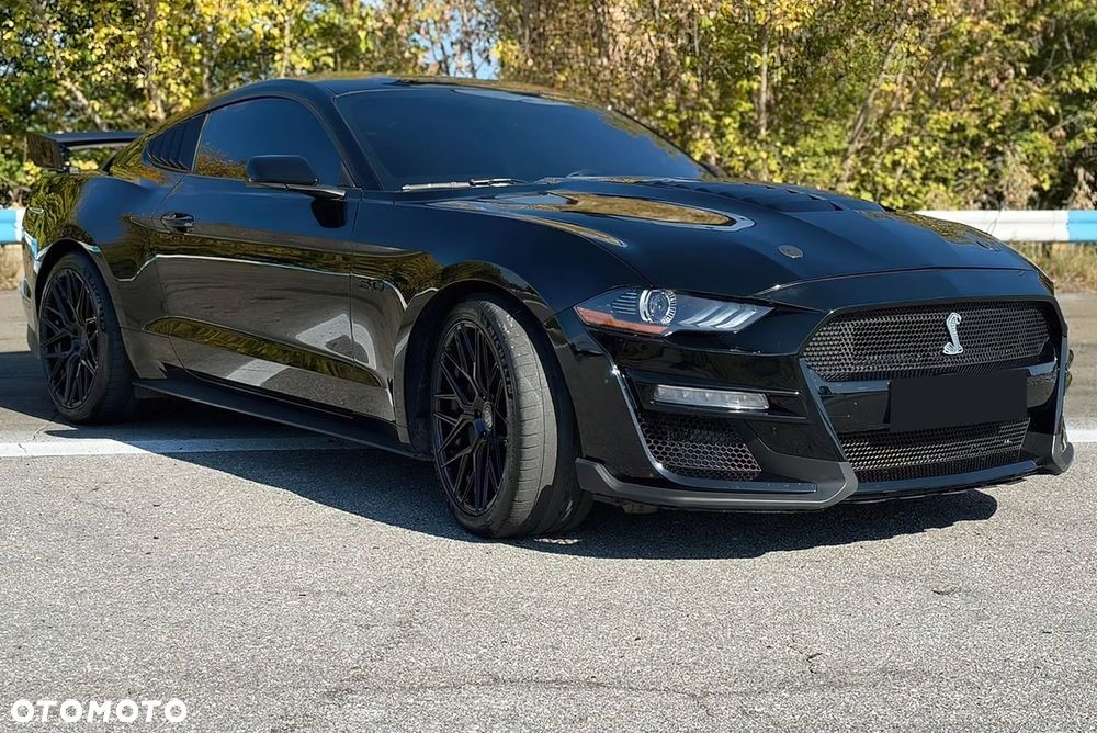 Ford Mustang - 1