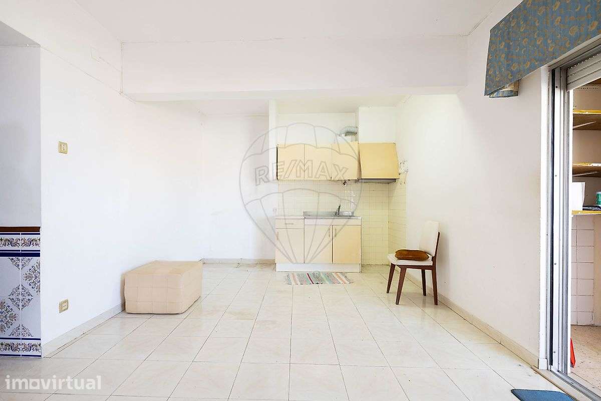 Apartamento T1 para venda - Grande imagem: 2/17