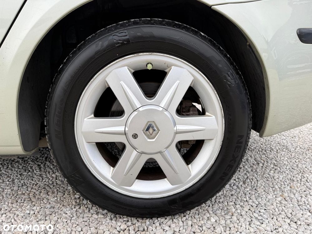Renault Laguna 1.8 16V Expression - 10