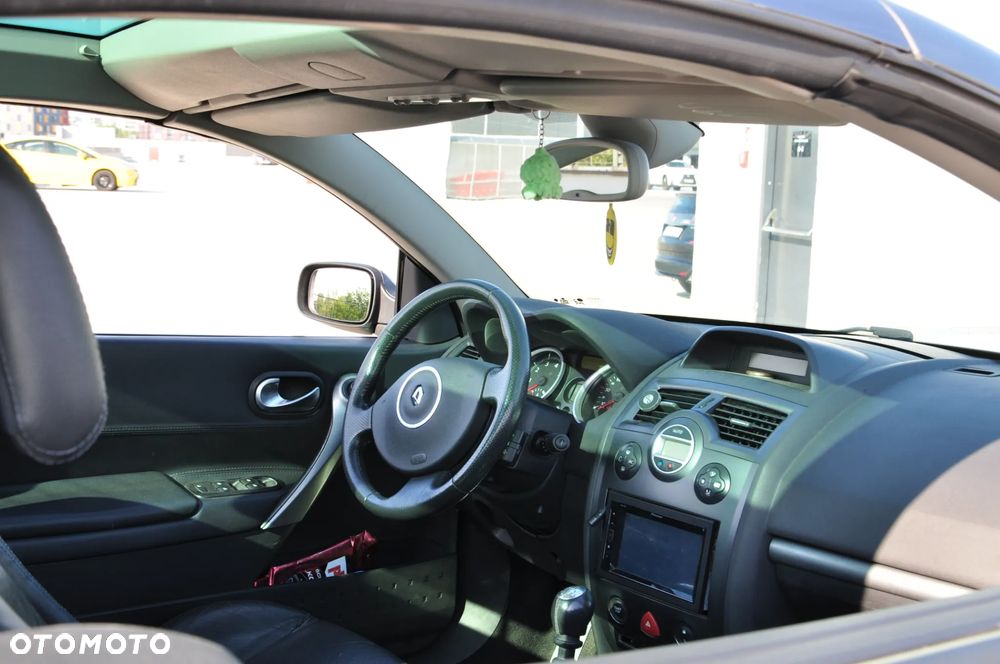 Renault Megane 2.0 Luxe Dynamique - 11