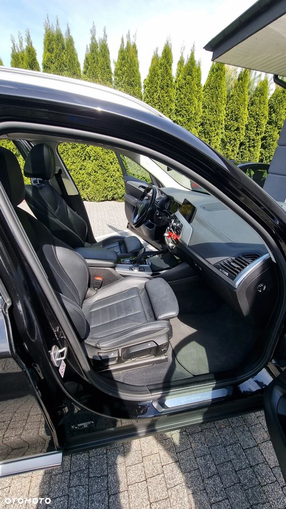 BMW X3 sDrive18d xLine - 15